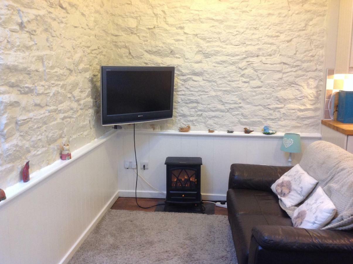 Cwmtwrch Cottageカーマーゼン エクステリア 写真