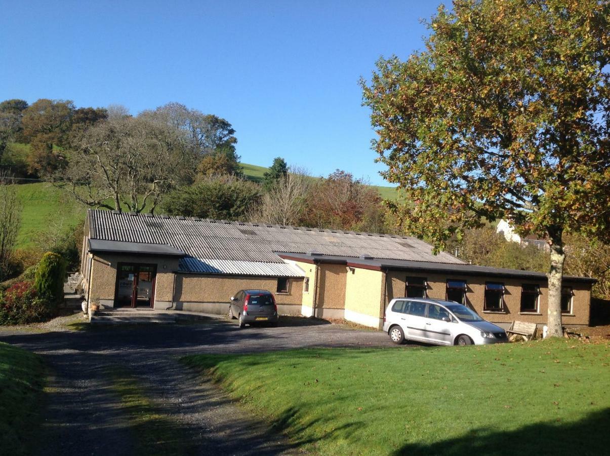 Cwmtwrch Cottageカーマーゼン エクステリア 写真